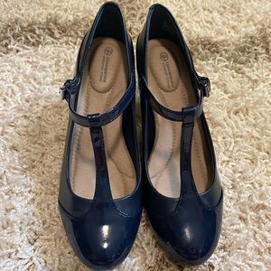 🌟NWOT🌟 Navy Gianni Bernini Mary Janes